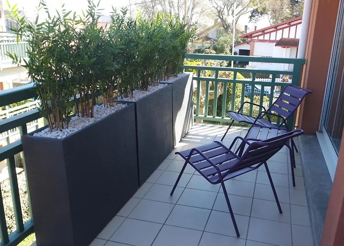 T4 Duplex A - Confort, Proximite Port Et Commodites - Fr-1-319-370